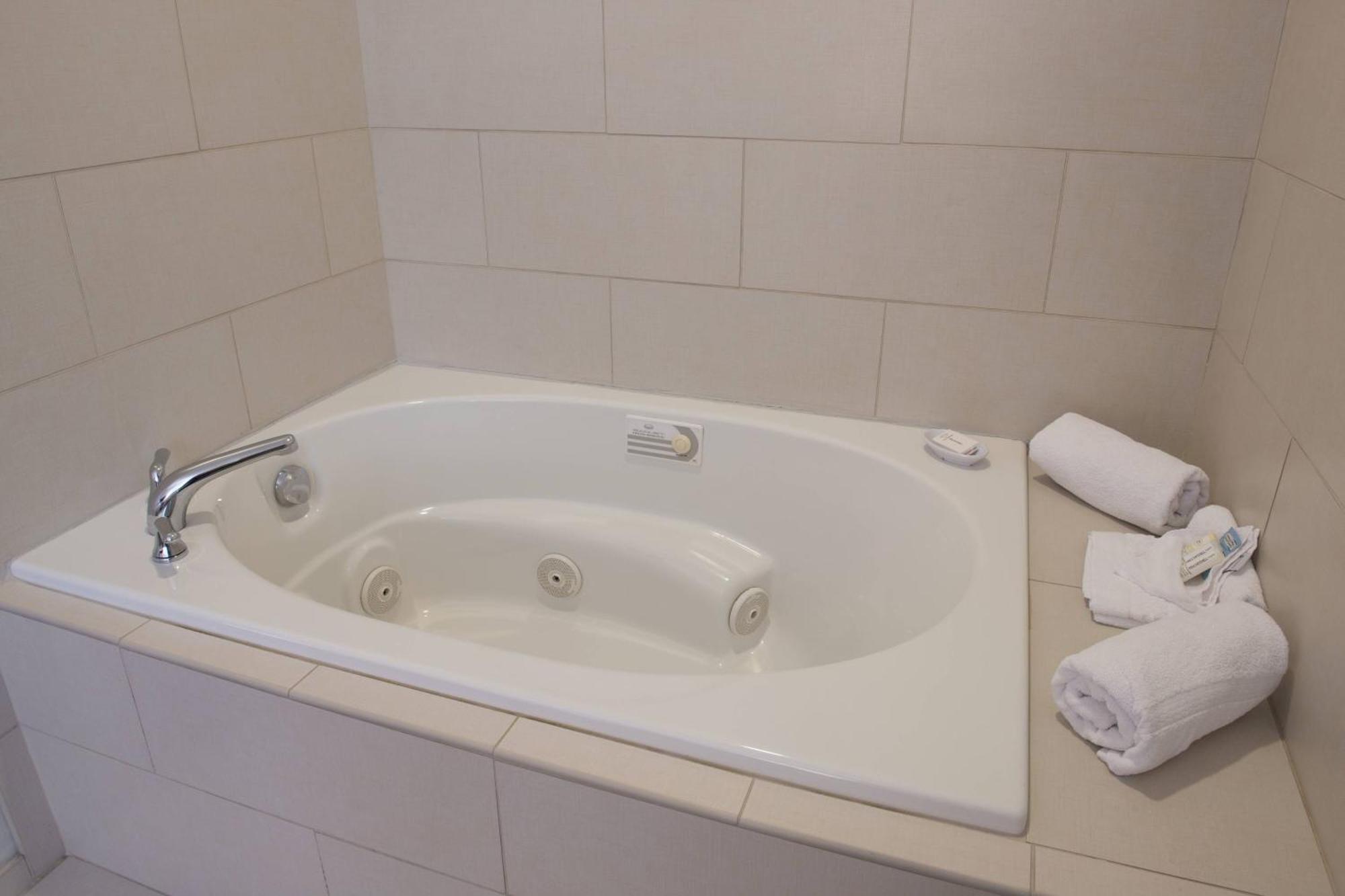 Springhill Suites By Marriott Logan Extérieur photo